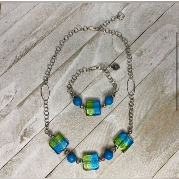 Green and blue necklace and bracelet - Picture 3 of 4